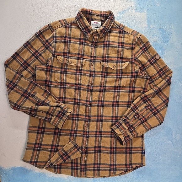 Fjallraven Ovik Heavy Flannel Shirt Men Comfort M (L/XL Fit Yellow Plaid Tan EUC